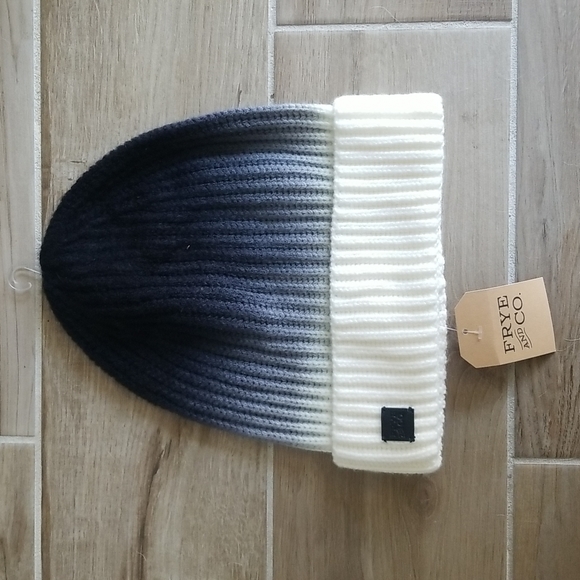 FRYE AND CO. Accessories - NWT Frye Foldover Knit Beanie